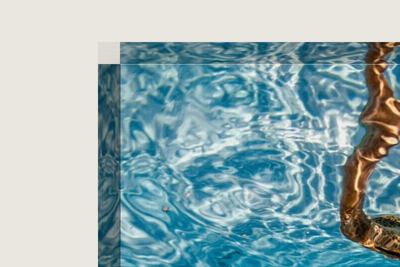 Stretched canvas, edge